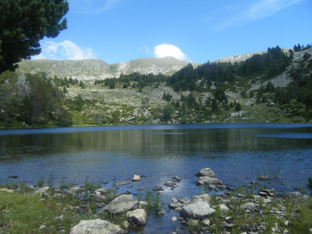 Refugi Cap Del Rec Hostel Lles Buitenkant foto