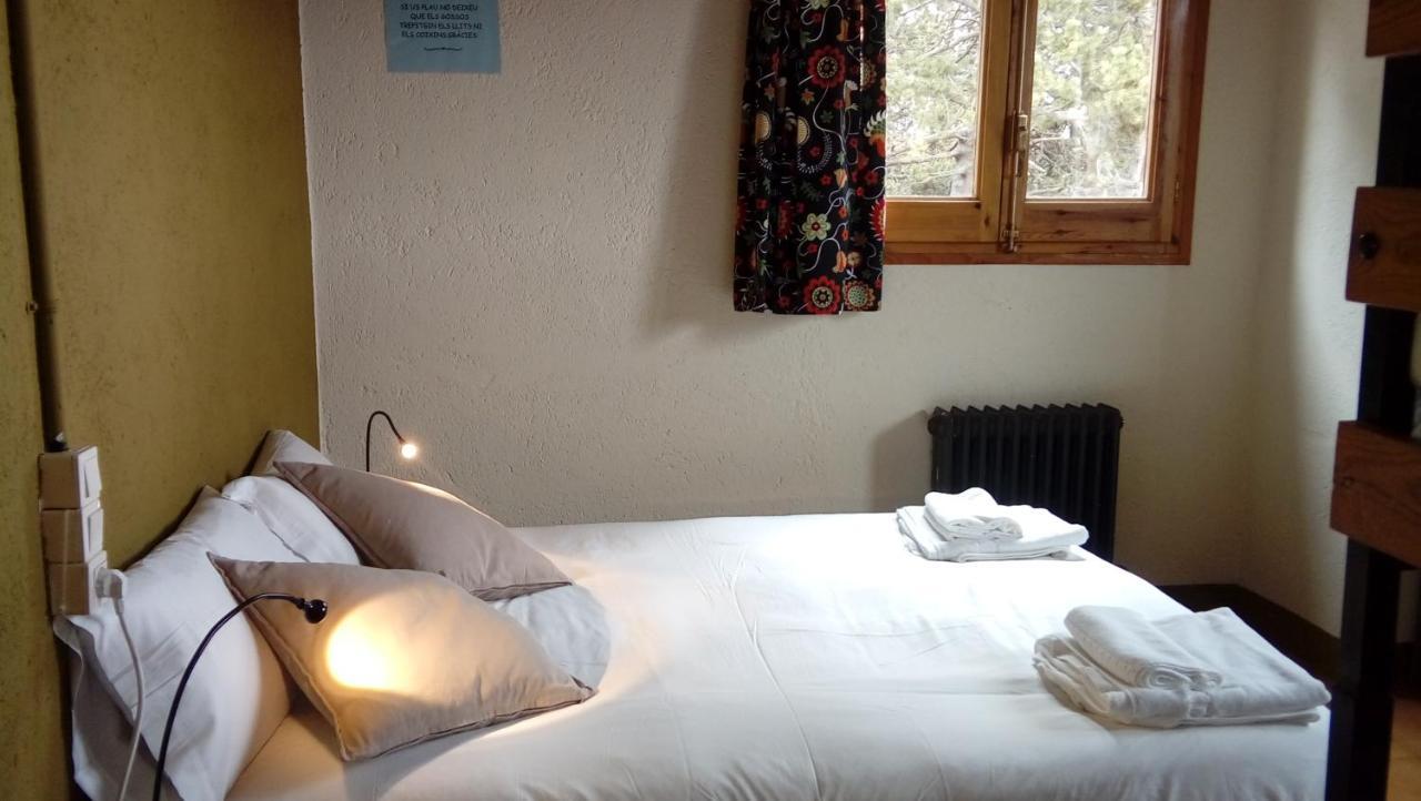 Refugi Cap Del Rec Hostel Lles Buitenkant foto